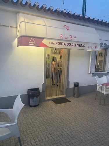 Opinii despre Café Cocas în Fortios - Gastronomia e hotelaria