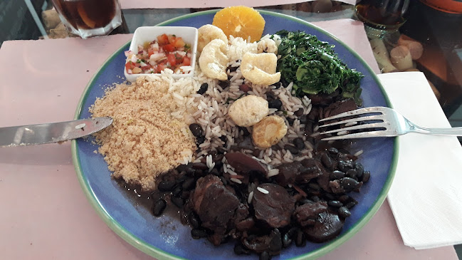 R. Saraiva de Carvalho 115, 1250-242 Lisboa