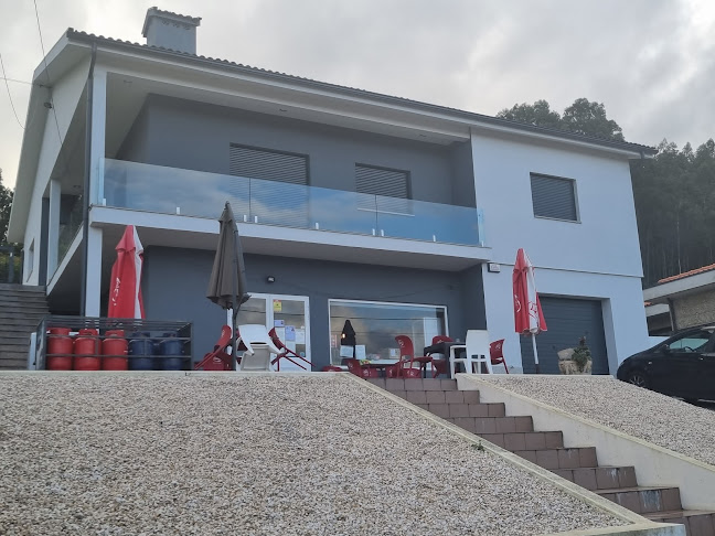 Café Tarrio (Idães) Open Times