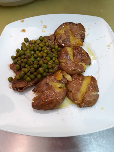 Av. 25 de Abril 18A, 4520-248 Santa Maria da Feira