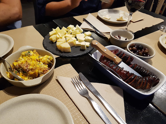 Opinii despre Tasquinha da Sé în Viseu - Gastronomia e hotelaria