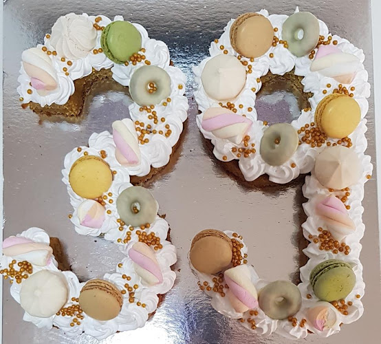 R. Nova da Telheira 89, 4780-510 Santo Tirso