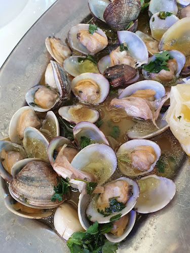 O Nosso Prego Restaurante & Cervejaria - Costa da Caparica - Gastronomia e hotelaria