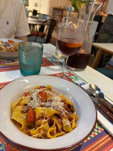 Comentarii opinii despre Stella Saldanha