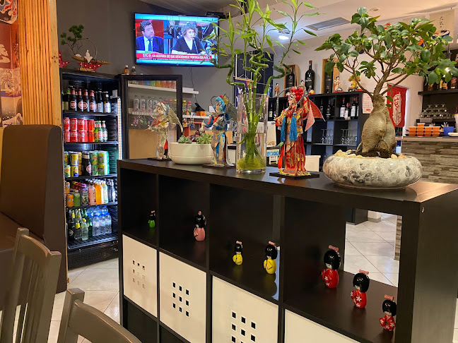 MÌ sushi bar - Gastronomia e hotelaria