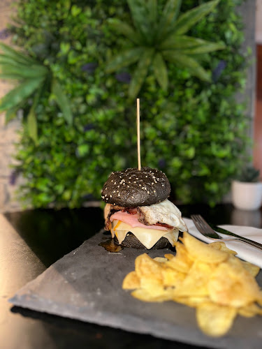 R. Miguel Bombarda N° 7, 2560-353 Torres Vedras