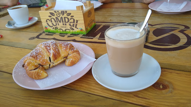 Opinii despre Café Do Bairro în Lagos - Gastronomia e hotelaria