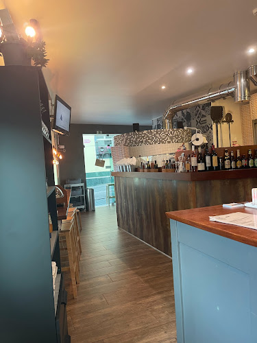 Funky Donkey Pizza - Gastronomia e hotelaria