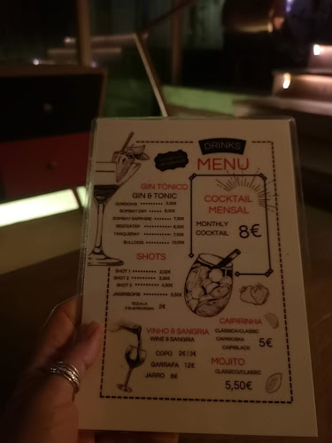 Opinii despre Bar Labirintho în Porto - Gastronomia e hotelaria