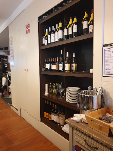 R. José Soares de Sá 51, 4520-236 Santa Maria da Feira