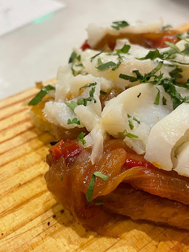 R. Cândido dos Reis 33, 2800-270 Almada