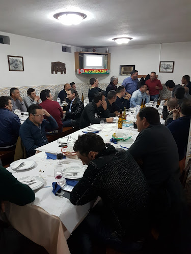 Rua da Cruz 8, 4755-334 Milhazes