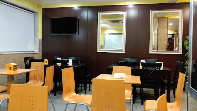 R. das Flores 9, 2845-367 Amora