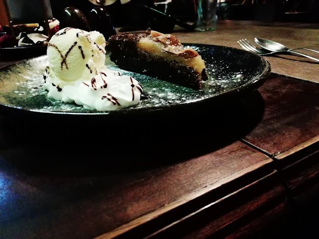 Atascado - taberna-restaurante - Gastronomia e hotelaria