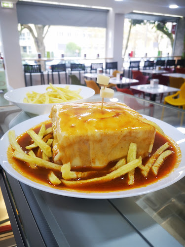 Comentarii opinii despre RST Kebab and Pizza