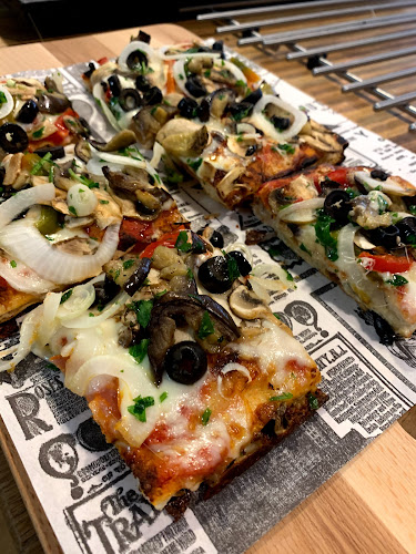 Comentarii opinii despre Foodie Eat & Ride