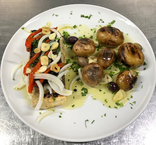 Restaurante Toys Bar - Gastronomia e hotelaria