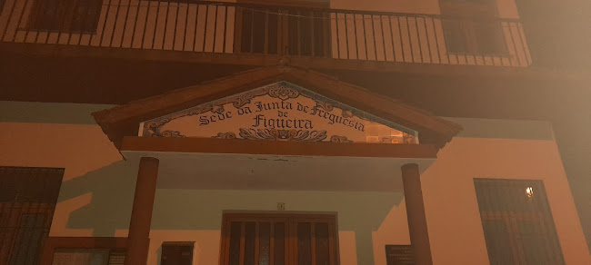 Comentarii opinii despre Café Varosa Lda