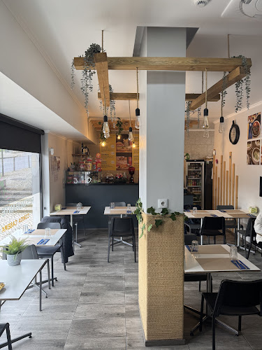 Burger Four You - Gastronomia e hotelaria