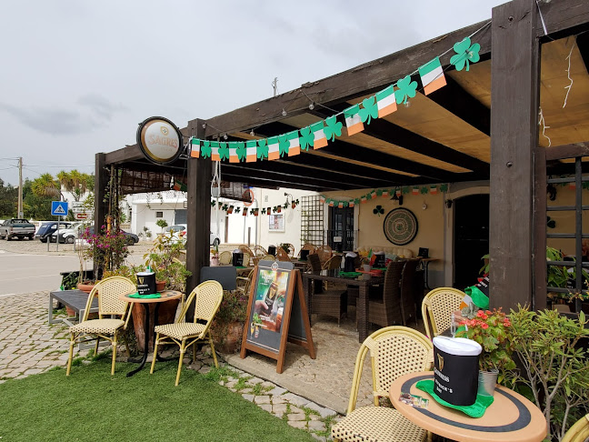 Looper's Bar and Grill