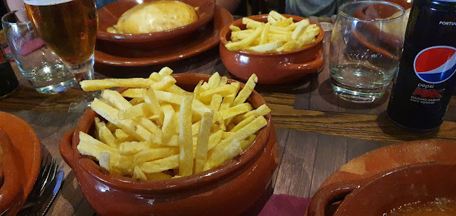 Barril Avenida (francesinha da Pita) - Gastronomia e hotelaria