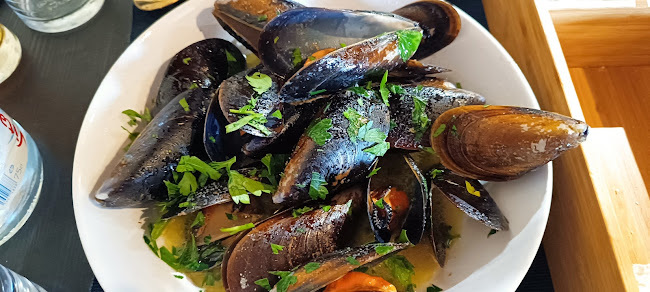 Opinii despre Madok Restaurante Castelo de Óbidos în Óbidos - Gastronomia e hotelaria