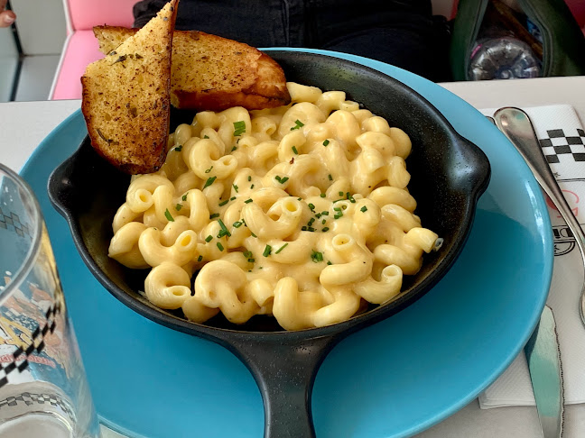 Opinii despre The Fifties Diner în Lisboa - Gastronomia e hotelaria