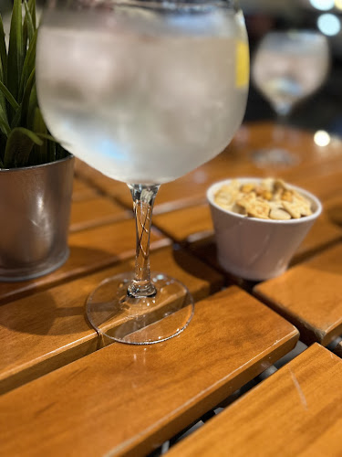 Opinii despre The Gin House în Porto - Gastronomia e hotelaria