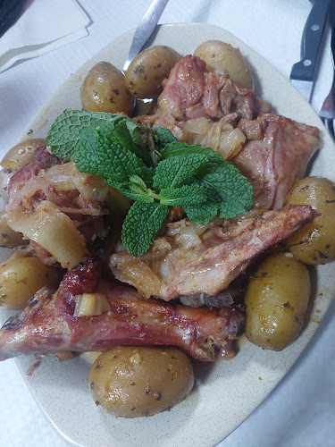 Catedral dos Couratos - Gastronomia e hotelaria