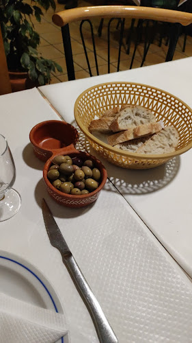 Largo 5 de Outubro 7, 6200-194 Covilhã