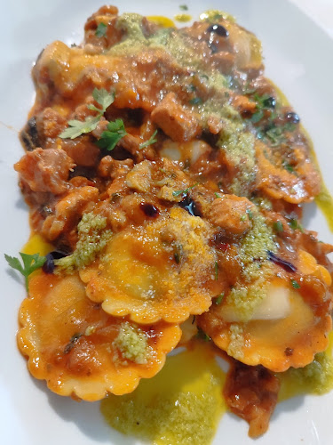 Opinii despre Versátil în Vila Nova de Monsarros - Gastronomia e hotelaria