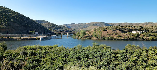 Opinii despre Barca D'Alva în Almada - Gastronomia e hotelaria