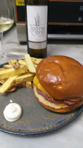 Opinii despre Caverna Brunch & Cocktails în Cartaxo - Gastronomia e hotelaria