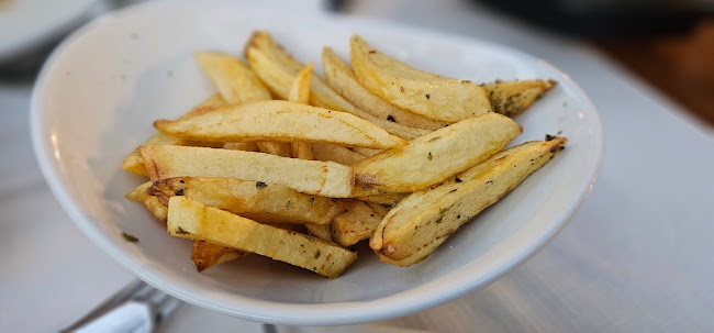 O Dragoeiro - Gastronomia e hotelaria