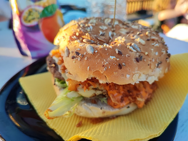 Sunset Steve's Bar (Piscinas Naturais) - Gastronomia e hotelaria