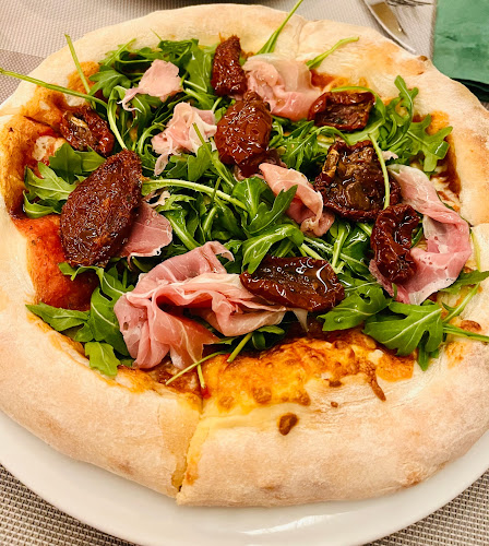 Comments and reviews of Bella Napoli Ristorante Pizzeria