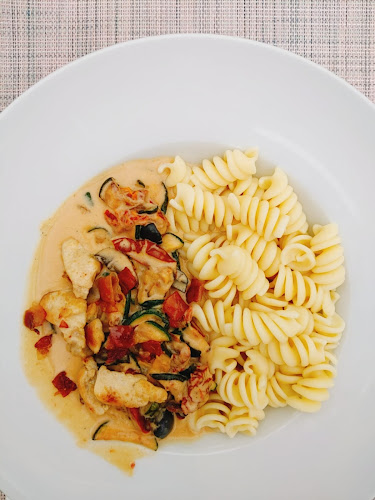 Edificio Oura Village, Next to Subway, R. Ramalho Ortigão 9, 8200-340 Albufeira