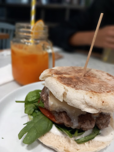 Oficina do Hambúrguer - Gastronomia e hotelaria