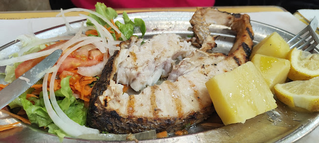 Casa das Bifanas - Gastronomia e hotelaria