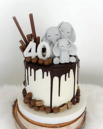 Praça da Liberdade, nr 17 A - Centro Comercial Pescador, PISO 0 - Loja 25, 2825-355 Costa da Caparica