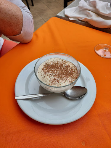 R. dos Barreiros 26A, 9060-397 Funchal