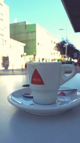 Opinii despre Café Faraó în Almada - Gastronomia e hotelaria