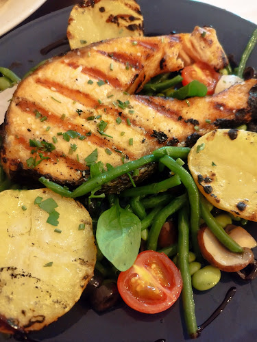 . Tradição - Gastronomia e hotelaria