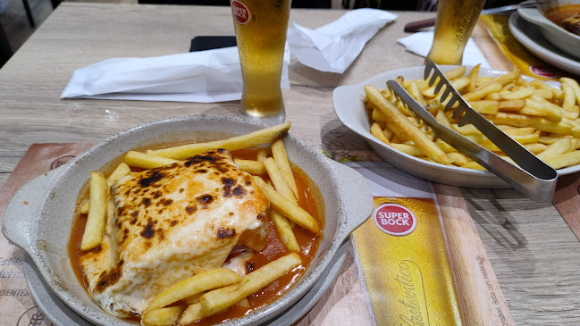 Casa das Francesinhas Pingarelho - Snack-Bar - Gastronomia e hotelaria