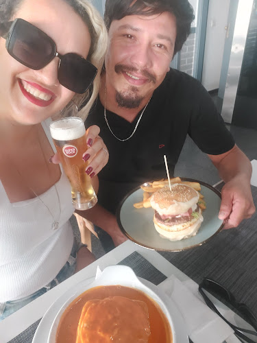 Comentarii opinii despre Koa Restaurant & Pool Bar