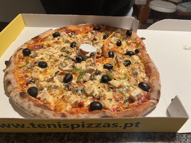 Tenis Pizza - Gastronomia e hotelaria