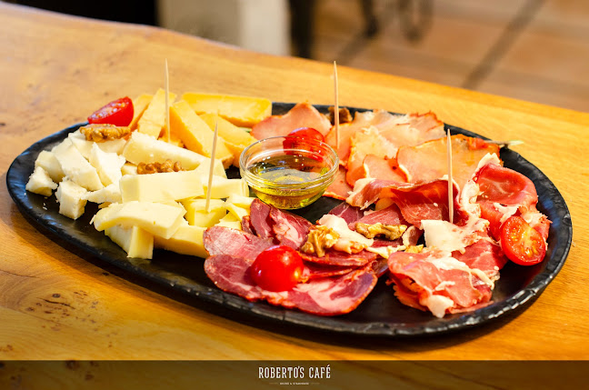 Roberto's Bistrô - Gastronomia e hotelaria