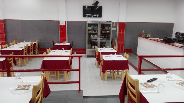 Av. do Porto de Pesca 5, 2520-208 Peniche