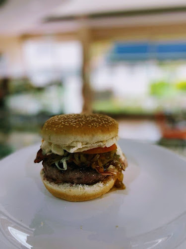 Lira Café Restaurante - Vila Nova de Gaia