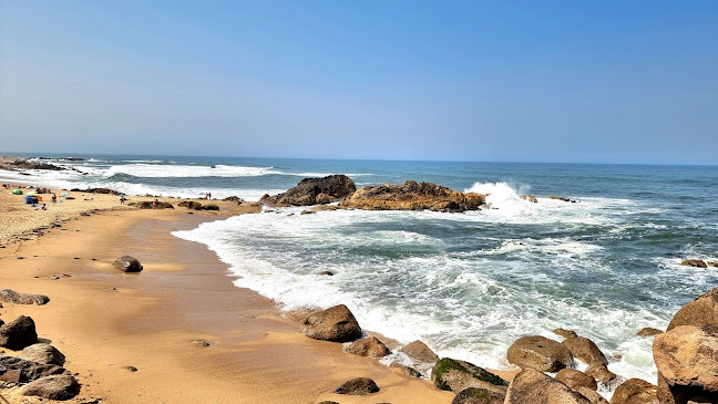 Av. da Beira-Mar 1170, 4400-382 Vila Nova de Gaia